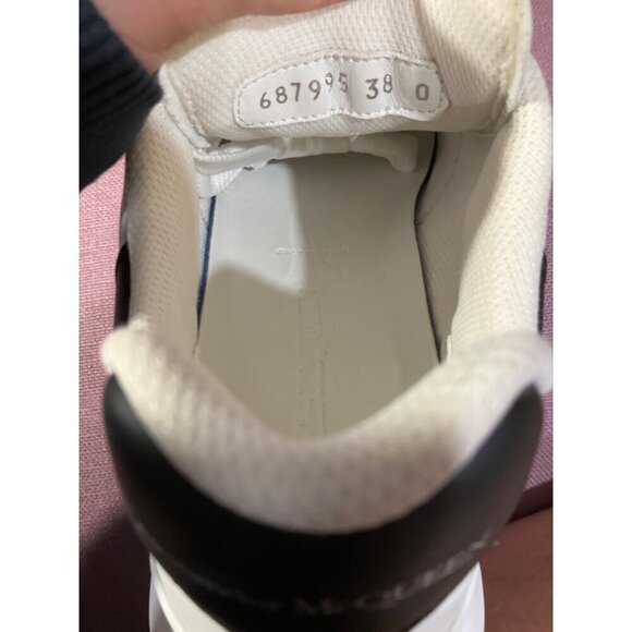 Alexander McQueen Sprint Runner Sneakers in White & Black 38 New with Box Womens - Picture 14 of 16